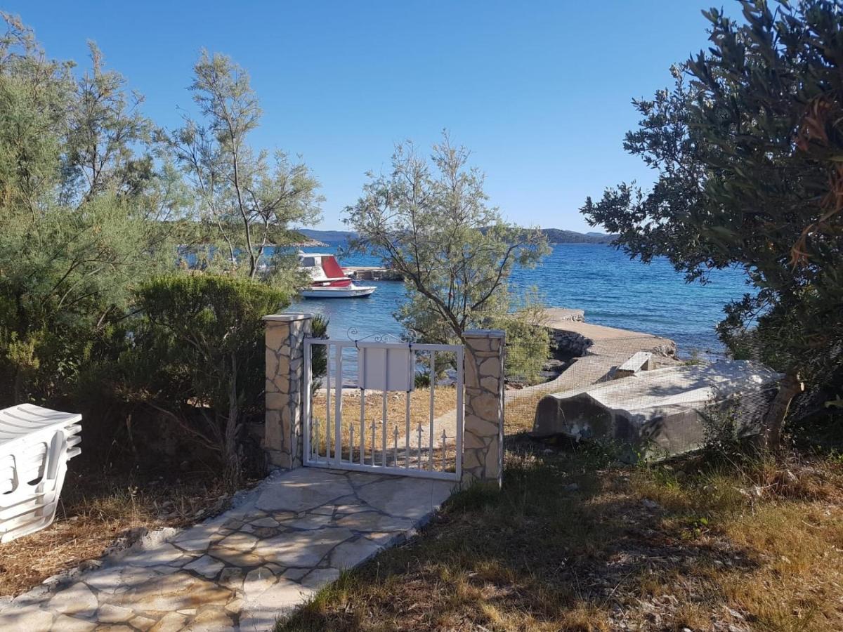 Secluded Fisherman'S Cottage Cove Zuborovica, Pasman - 321 Mrljane エクステリア 写真